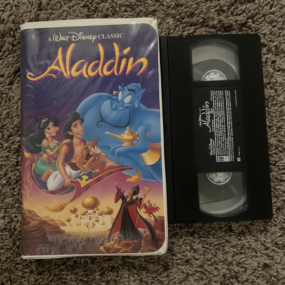 Aladdin (VHS, 1993) Clamshell The‎ Classics Black Diamond Collection.